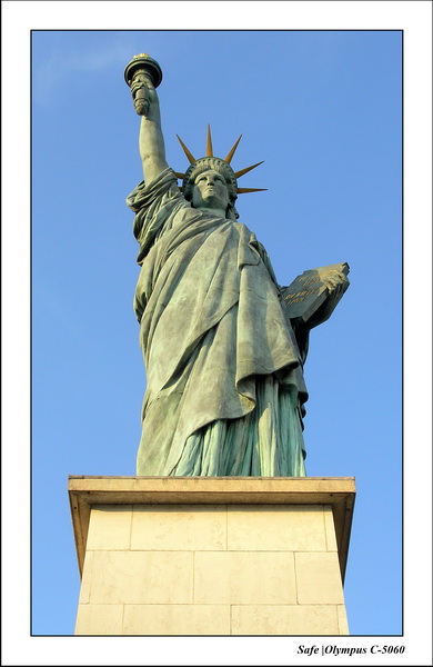 2006 - 05 - Statue de la liberte 4